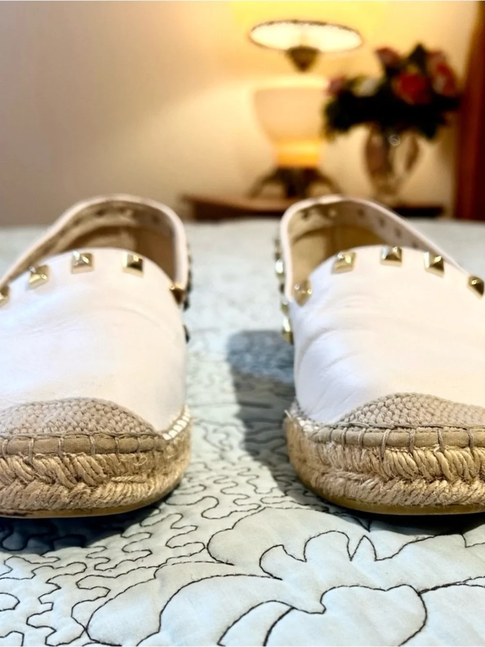 💥Vidorreta Made in Spain White Leather Studded Espadrille Flats EU 37 US 6.5💛